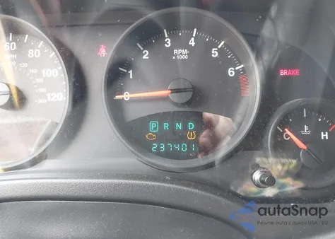 2011 Jeep Compass z USA, uszkodzony, nr VIN 1J4NF1FB9BD134918